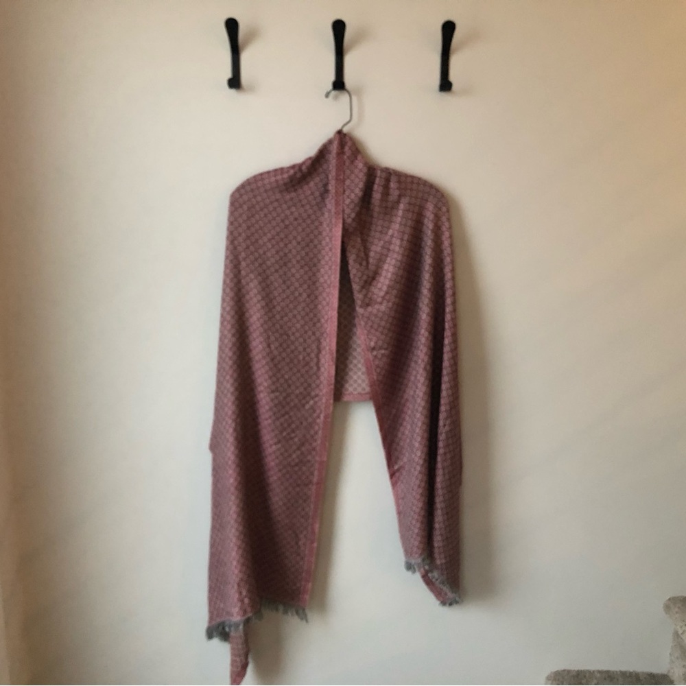 Red and Cream Patterned Shawl